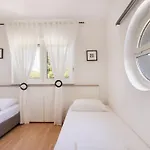 Anda-1 By Interhome *
