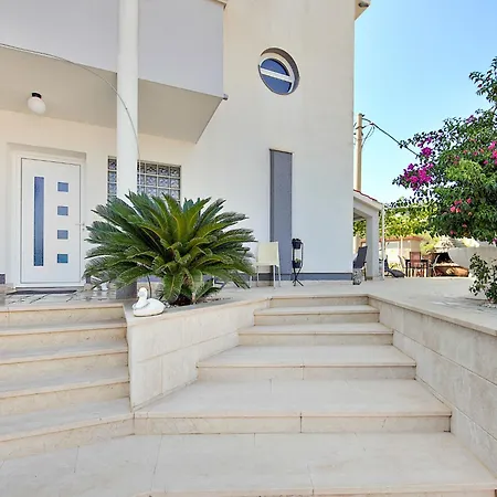 Apartment Anda-1 By Interhome Apartment