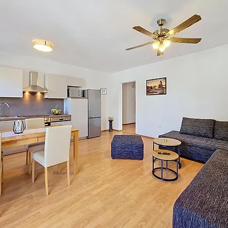 Appartement Anda-1 By Interhome Trogir