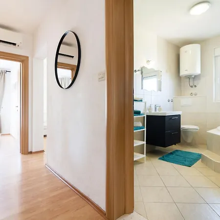 Apartman Anda-1 By Interhome Trogir